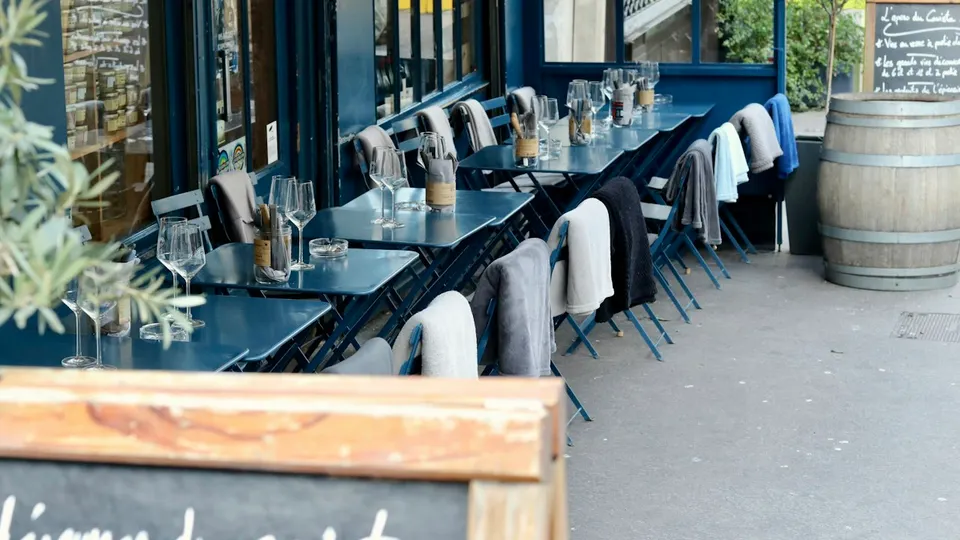 Affiche de la sortie : Dîner convivial au Plana Café, Bordeaux