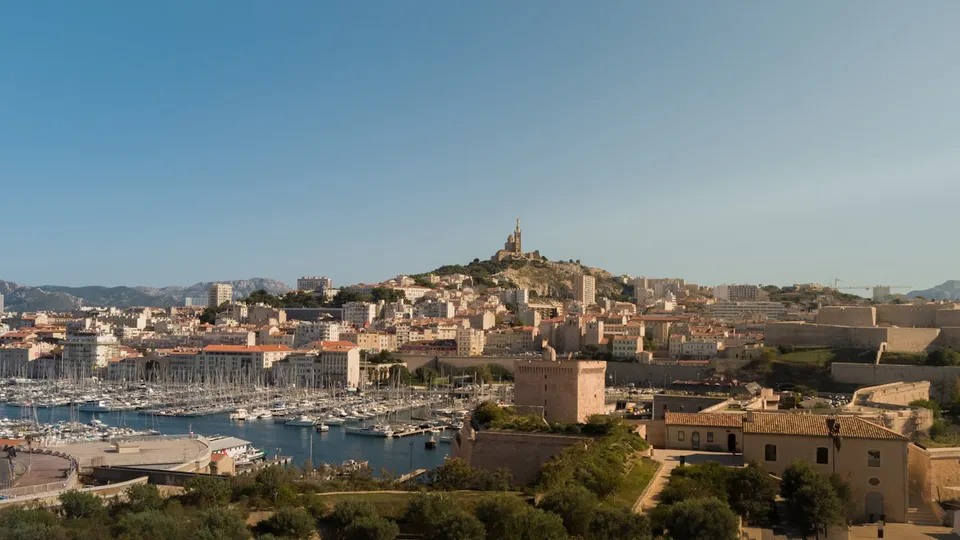 Affiche de la sortie : Apéro convivial au Chat Perché à Marseille